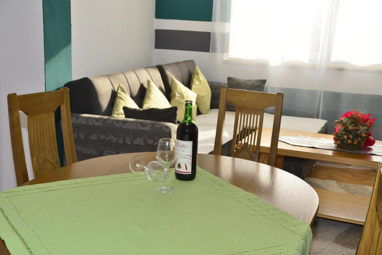 House Sarovic Apartment Тиват Екстериор снимка